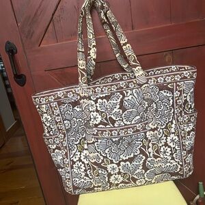 Vera Bradley large duffle